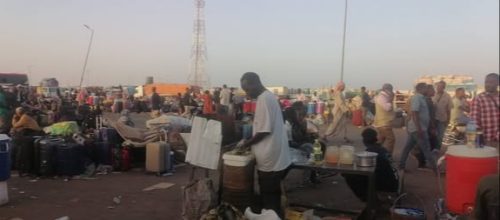 The suffering Sudanese returnees at the Egyptian-Sudanese border